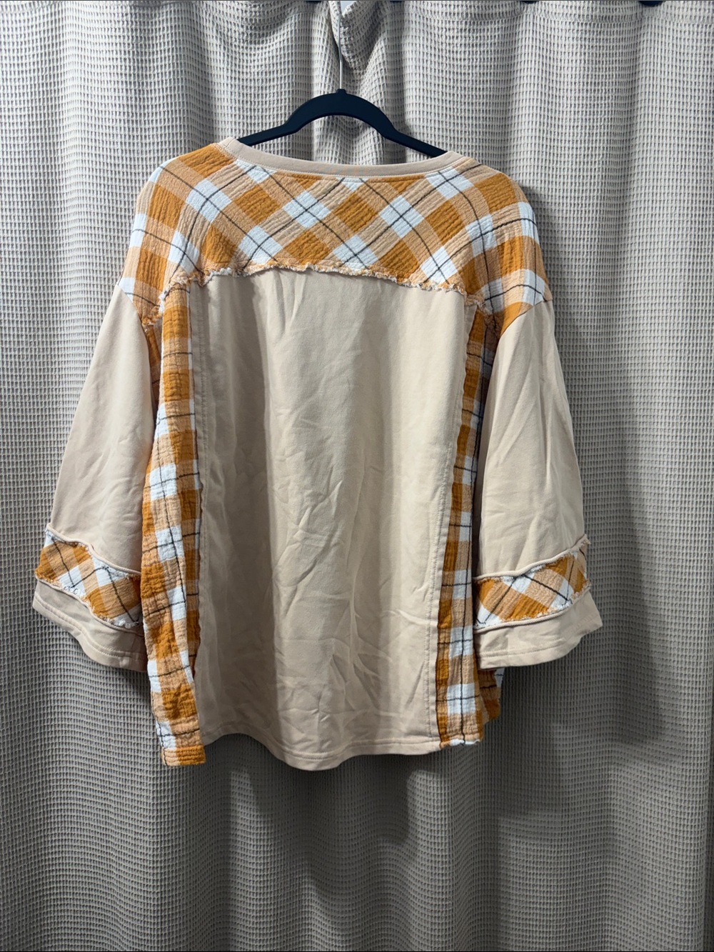 easel Beige Patchwork Peace Sign Pullover with Mustard Plaid never worn - Picture 6 of 9